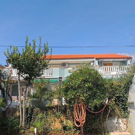 Apartments Zlatko Krk Town Bagian luar foto